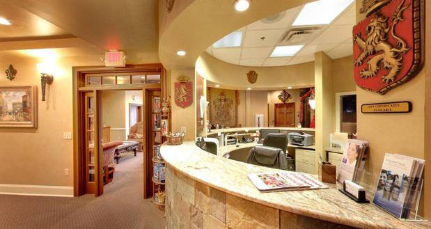 Images North Atlanta Center for Cosmetic & Implant Dentistry