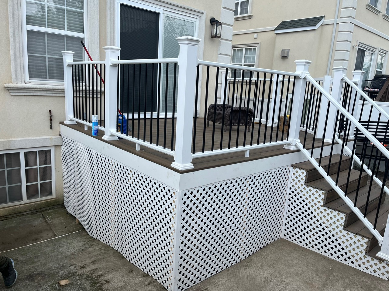 Ellie's Boys Home Improvement LLC Logo