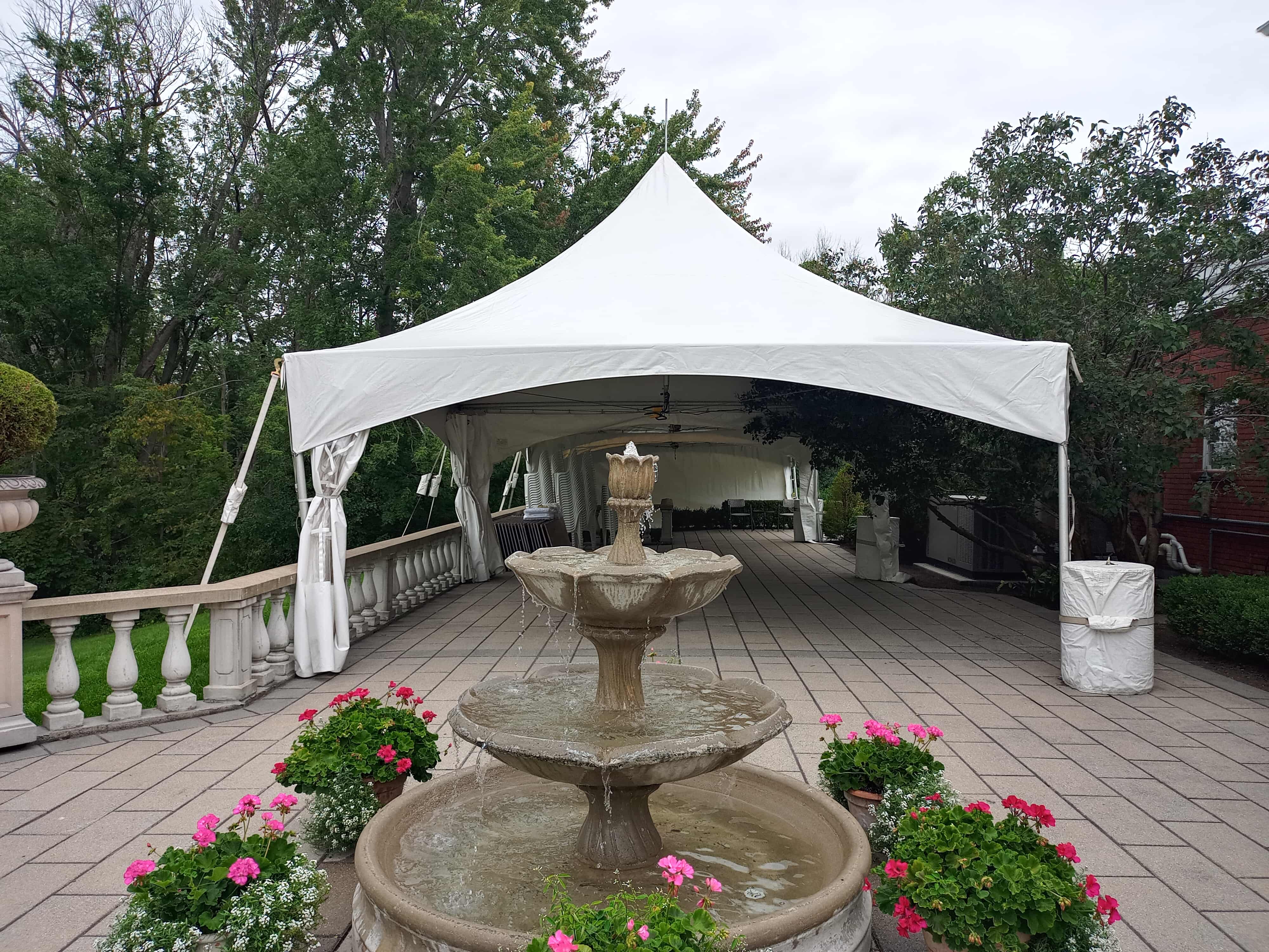 Images Les Abris St-Michel Inc. - Location de chapiteaux