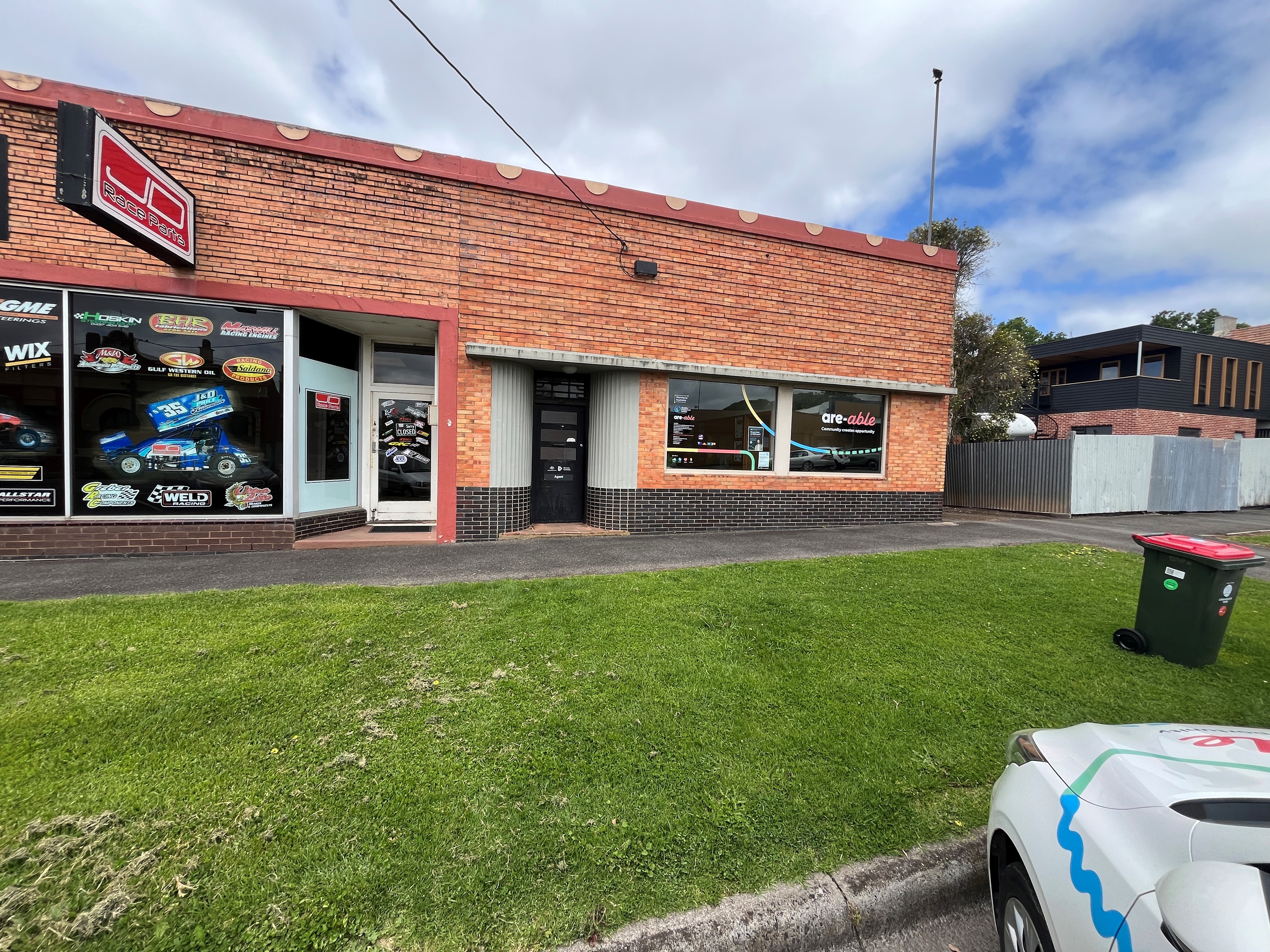 Images Services Australia Agent