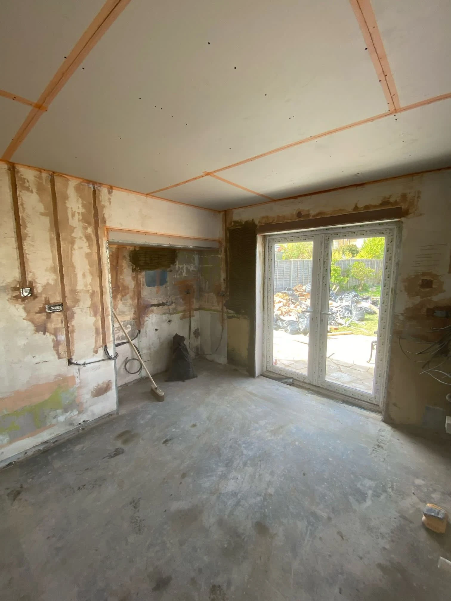 Images Pristine Plastering and Damp Proofing Ltd