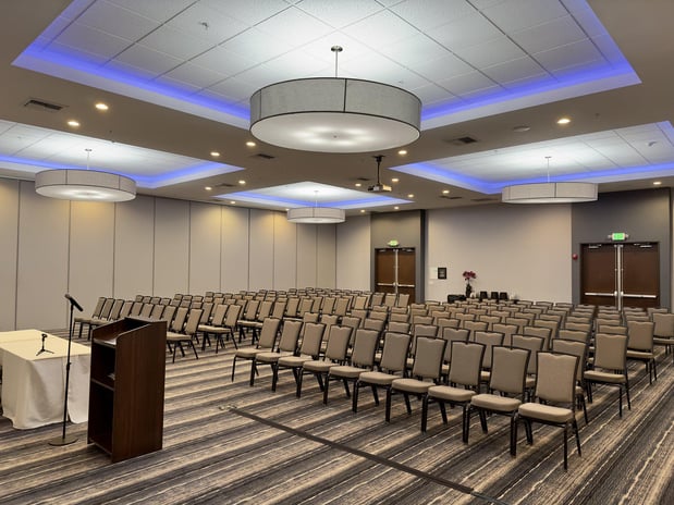 Images Holiday Inn Carlsbad - San Diego by IHG