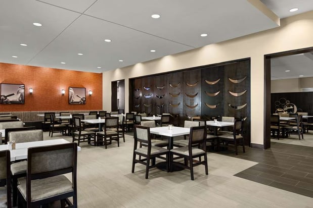 Images Embassy Suites by Hilton Newark Airport
