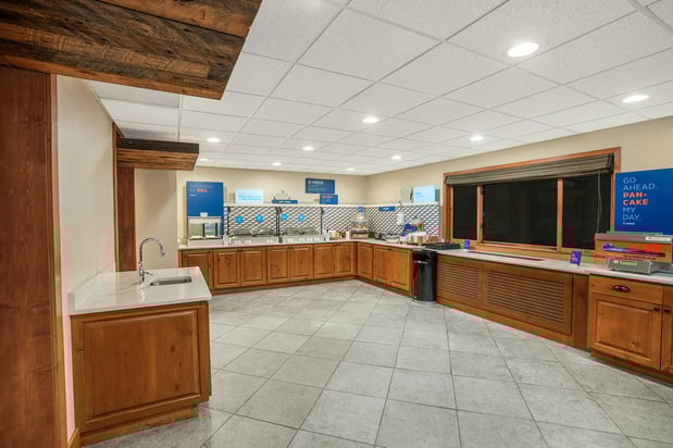 Images Holiday Inn Express & Suites Hayward by IHG