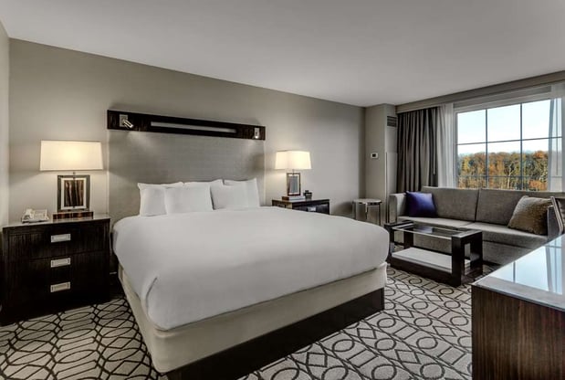Images Hilton Columbus at Easton