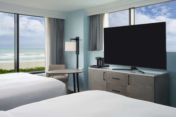 Images Hilton Cocoa Beach Oceanfront