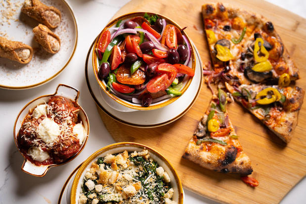 Images Mama Devechios Pizzeria