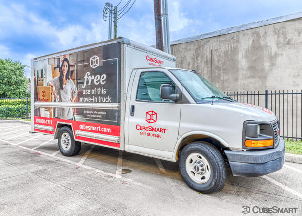 Images CubeSmart Self Storage