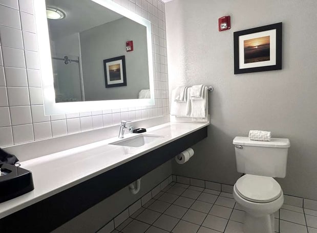 Images Best Western Erie Inn & Suites