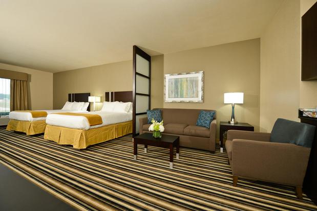 Images Holiday Inn Express & Suites Forrest City, an IHG Hotel