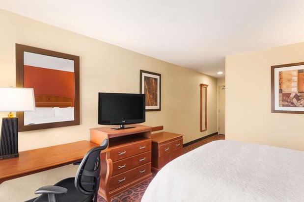 Images Hampton Inn Wichita-East