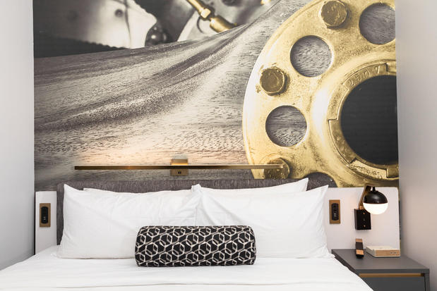 Images Hotel Indigo St. Louis - Downtown by IHG