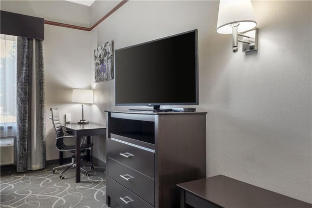 Images Best Western Limestone Inn & Suites