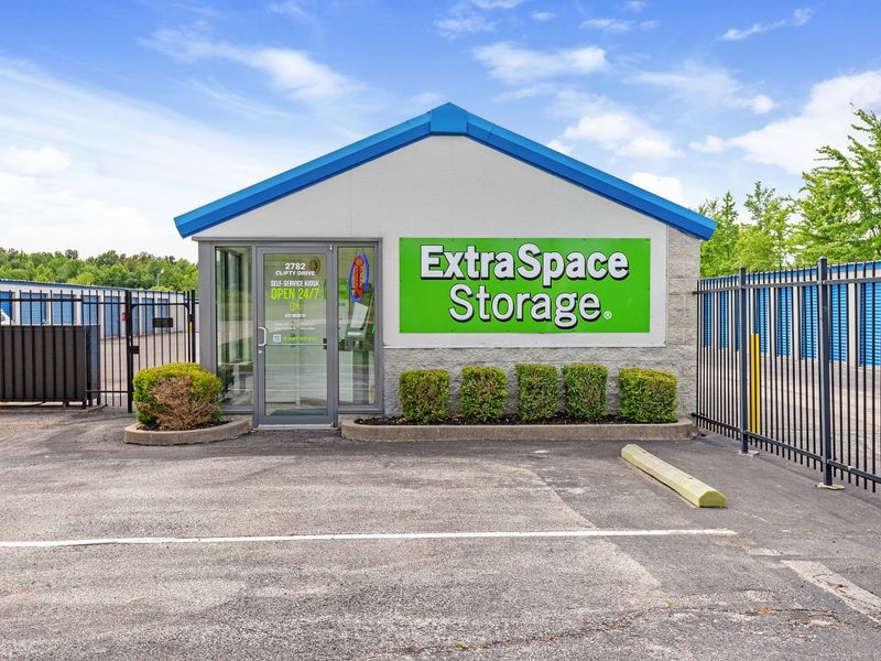 Beauty Image - Storage Express at 2782 Clifty Dr, Madison, IN 47250