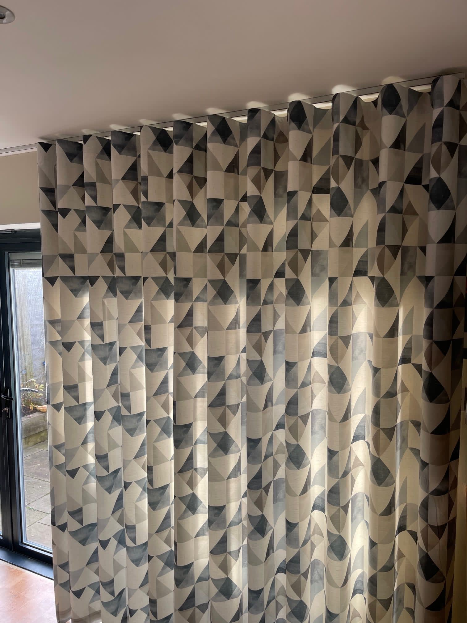 Images Graham Horniblew Curtains & Blinds