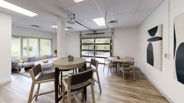 Images Eagle Creek by Spark Living