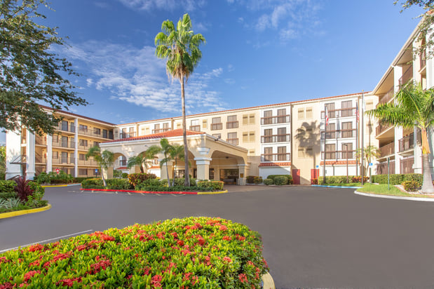Images Holiday Inn & Suites Boca Raton - North by IHG