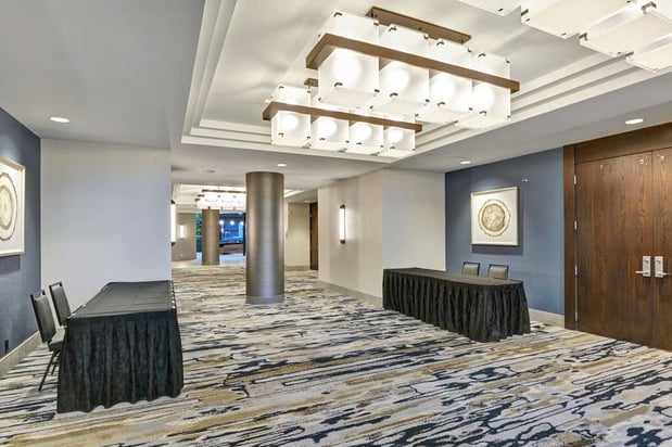Images Embassy Suites by Hilton Minneapolis Airport