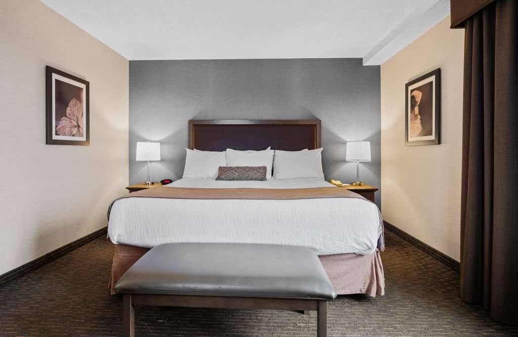 Room574 - K,QQG & K,TFY Best Western Plus Cairn Croft Hotel Niagara Falls (905)356-1161