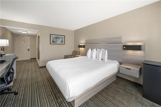 Images Best Western Plus Twin View Inn & Suites