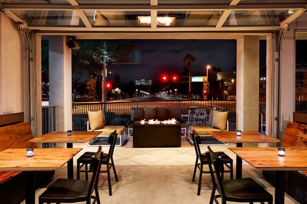Images Graduate by Hilton Tempe
