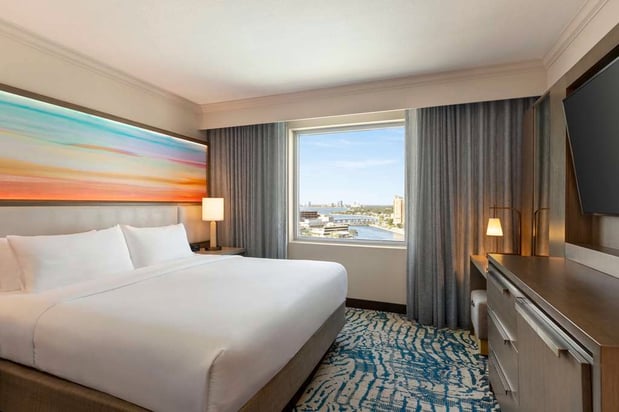 Images Embassy Suites by Hilton Tampa Downtown Convention Center