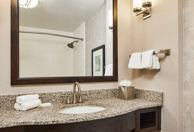Images Hilton Garden Inn Nashville Downtown/Convention Center