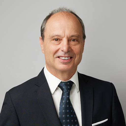 Mario St-Amant headshot.