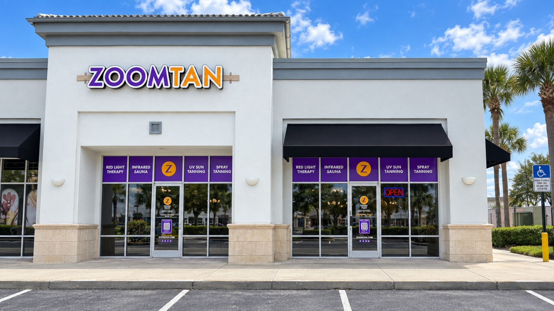 Zoom Tan Store Front in Orlando, FL off of East Colonial Drive.