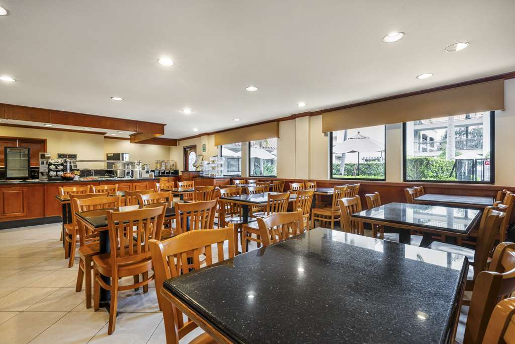 Best Western Plus Orange County Airport North