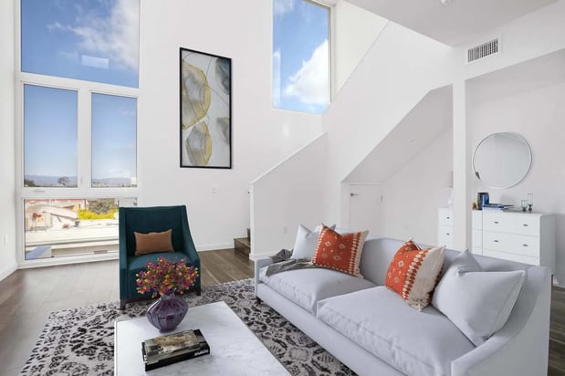 Images The Lucky Apartments