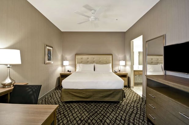 Images Homewood Suites by Hilton Warren Detroit