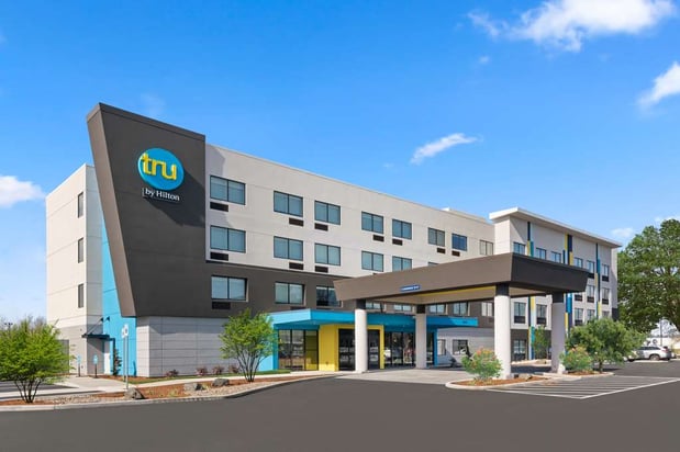 Images Tru by Hilton Portland Airport