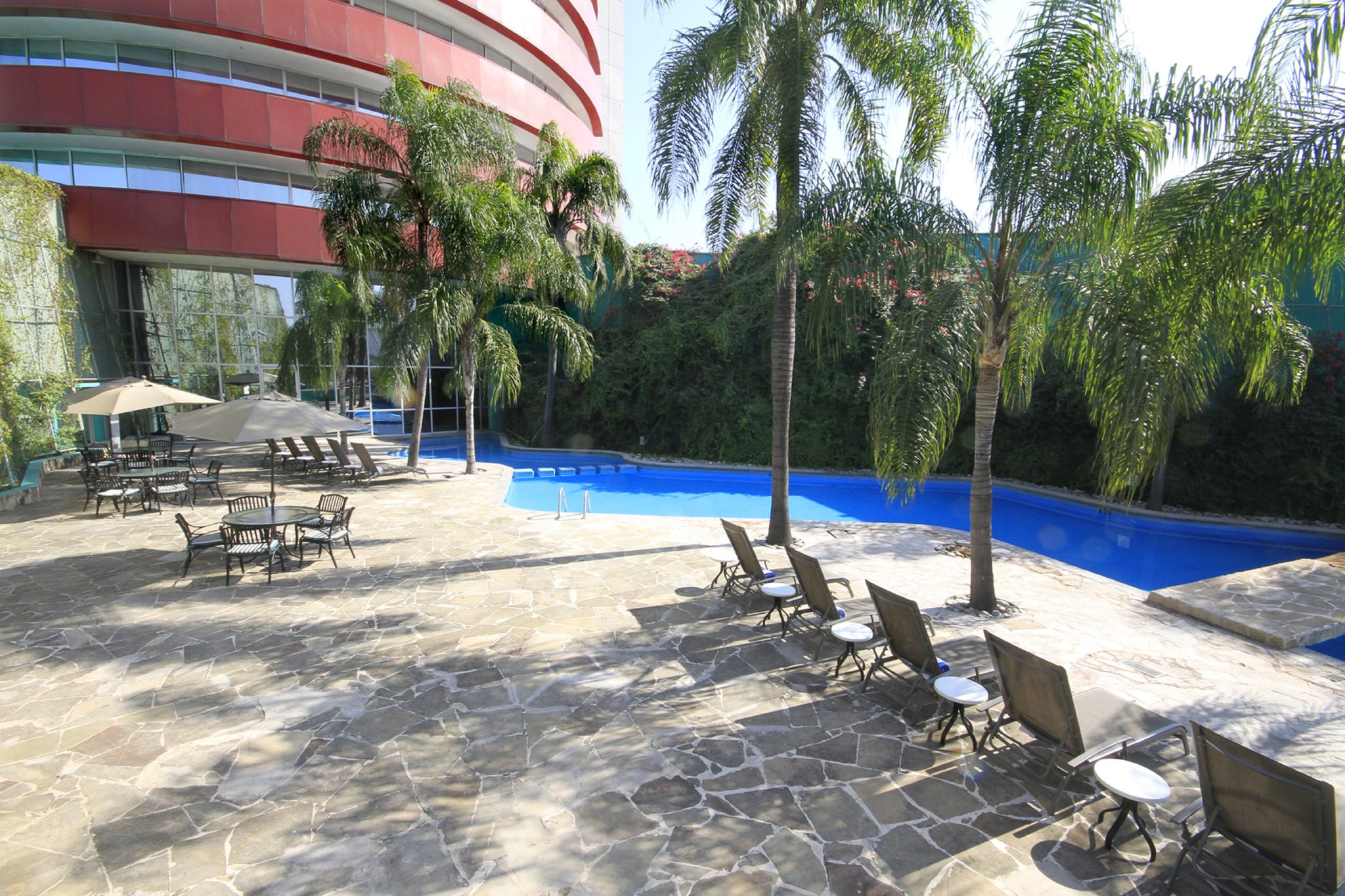 Images Holiday Inn Monterrey-Parque Fundidora by IHG