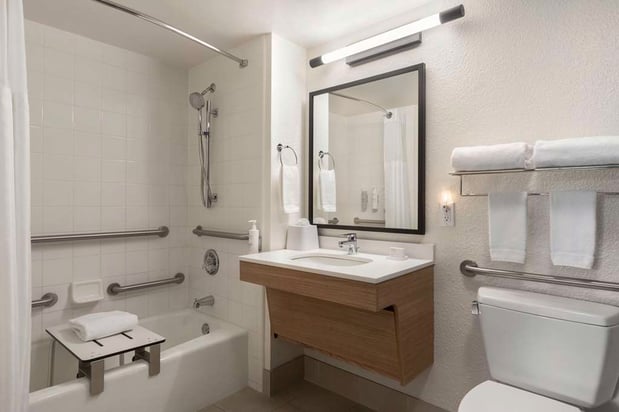 Images Spark by Hilton Sarasota Siesta Key Gateway