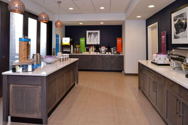 Images Hampton Inn & Suites Albany-East Greenbush