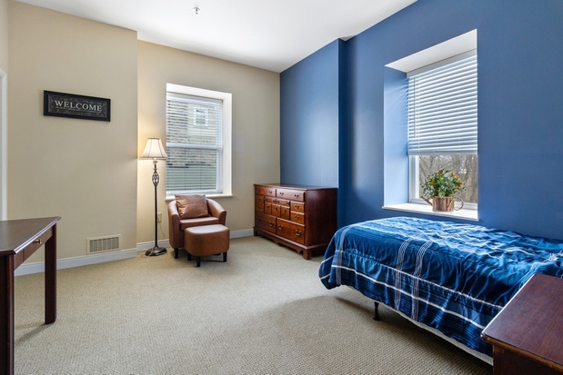 Images The Devon Senior Living
