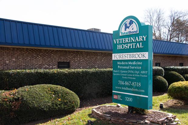 Images TotalBond Veterinary Hospital at Forestbrook