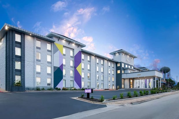 Images Spark by Hilton Branson Meadows