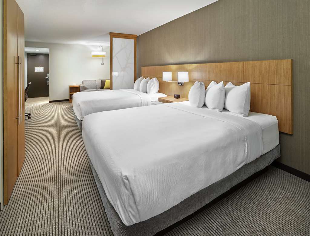 Images DoubleTree by Hilton Edmonton Downtown