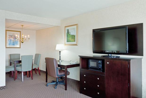 Images Holiday Inn Portland-by the Bay, an IHG Hotel