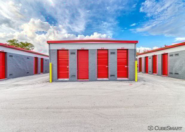 Images CubeSmart Self Storage