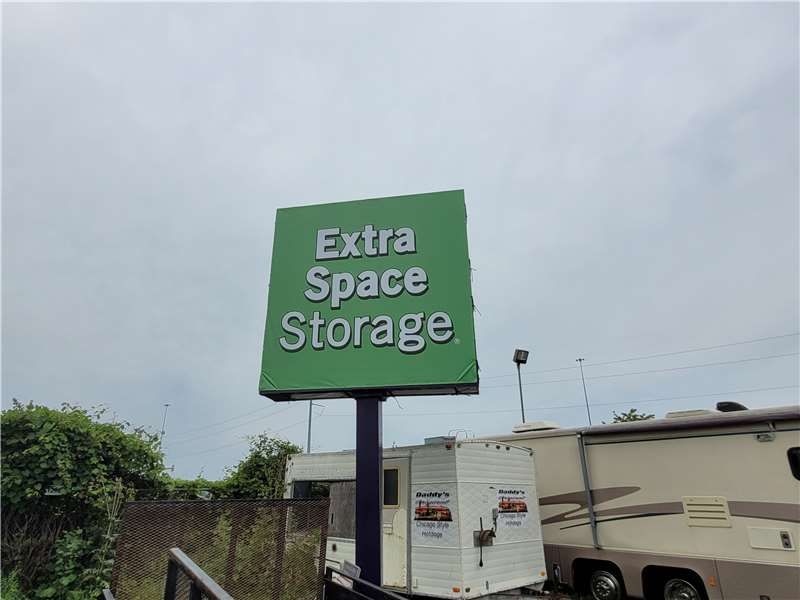 Alternate Beauty Image - Extra Space Storage at 2520 Ski Ln, Madison, WI 53713