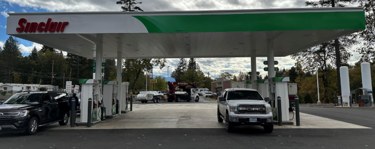 Sinclair Gas Station