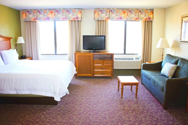 Images Hampton Inn & Suites College Station/US 6-East Bypass