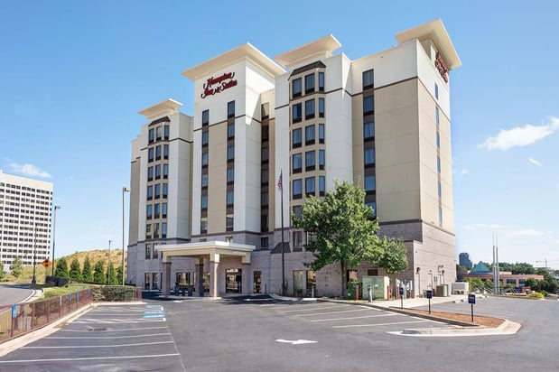 Images Hampton Inn & Suites Atlanta-Galleria
