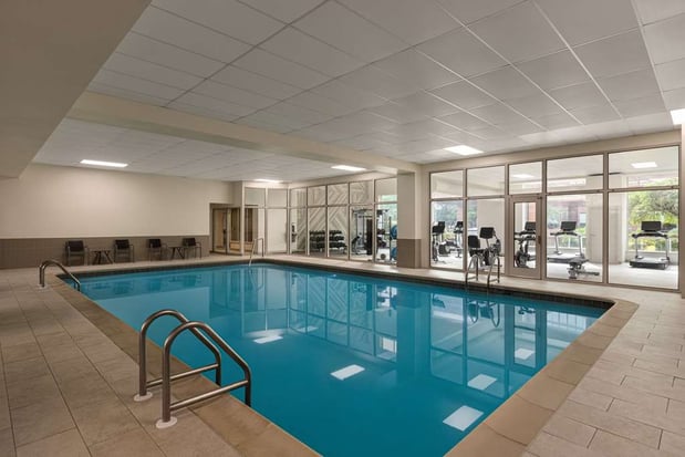 Images DoubleTree by Hilton New York LaGuardia Airport