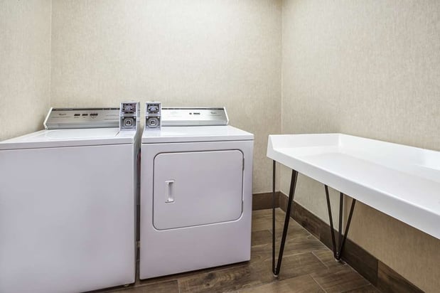 Images Hampton Inn Detroit/Belleville-Airport Area