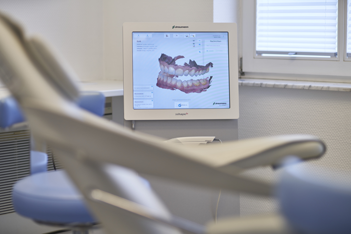 ADMANUM Dentalzentrum GmbH, Gärtnerstraße 28 in Lahr/Schwarzwald