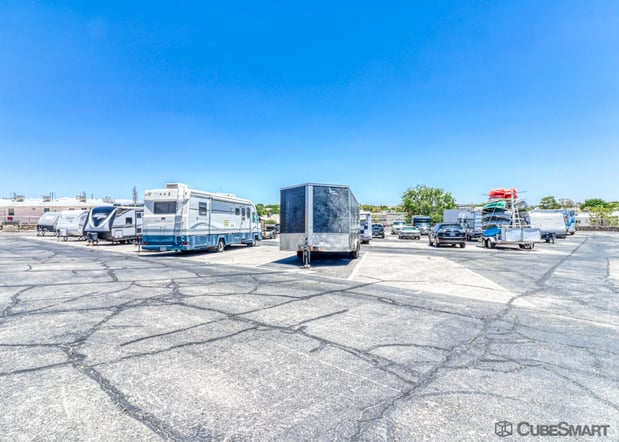 Images CubeSmart Self Storage